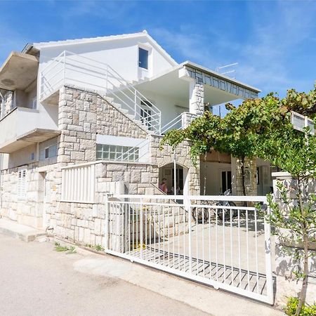 Apartment Niko Vodice Exteriör bild